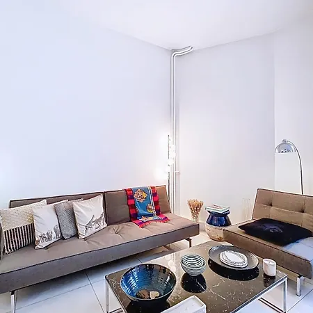 Elegant 3br Next To Place Des Vosges Parigi